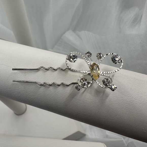 Butterfly Hair Pins - Picture 2 of 4